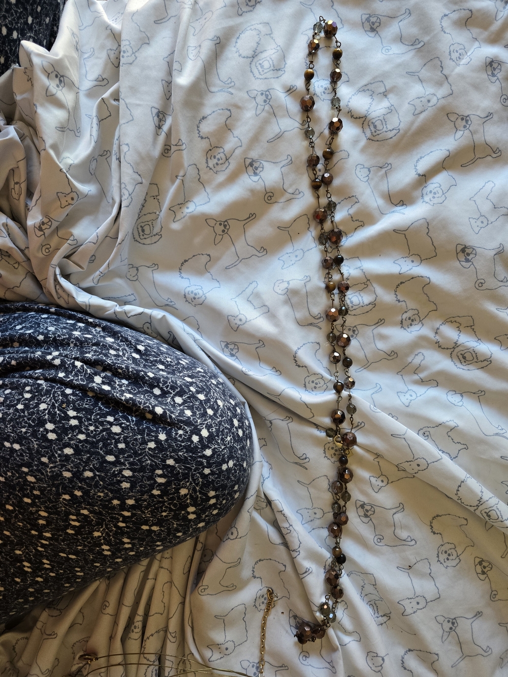 Vintage Faceted Bead Necklace in Brown and Smoky Tones - Picture 2 of 3